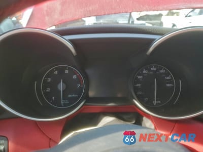 Zdjęcie 9 z 15 samochodu: 2020 ALFA ROMEO GIULIA TI VIN:ZARFANBN1L7631807 - miniatura