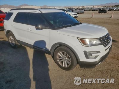 Czwarte zdjęcie samochodu z boku: 2017 FORD EXPLORER XLT VIN:1FM5K7D80HGD64281 - miniatura