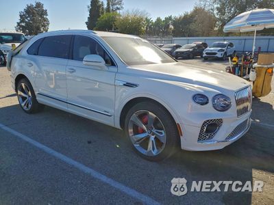 Czwarte zdjęcie samochodu z boku: 2023 BENTLEY BENTAYGA VIN:SJAHT2ZV7PC019773 - miniatura