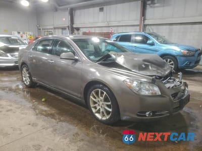 Czwarte zdjęcie samochodu z boku: 2010 CHEVROLET MALIBU LTZ VIN:1G1ZE5EB5AF123462 - miniatura