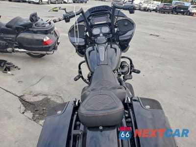 Zdjęcie 6 z 10 samochodu: 2018 HARLEY-DAVIDSON FLTRXS ROAD GLIDE SPECIAL VIN:1HD1KTC14JB608595 - miniatura
