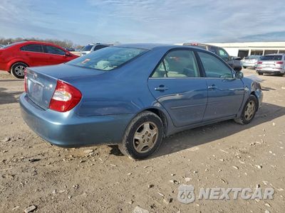 Trzecie zdjęcie samochodu z tyłu: 2003 TOYOTA CAMRY LE VIN:4T1BF32K63U565885 - miniatura