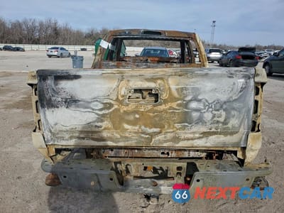 Zdjęcie 6 z 12 samochodu: 2018 GMC SIERRA K1500 DENALI VIN:3GTU2PEJXJG180591 - miniatura