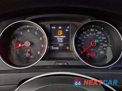 Zdjęcie 9 z 12 samochodu: 2016 VOLKSWAGEN GTI S/SE VIN:3VW4T7AU2GM016031 - miniatura