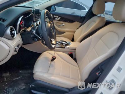 Zdjęcie 7 z 11 samochodu: 2015 MERCEDES-BENZ C 300 VIN:55SWF4JB4FU091573 - miniatura