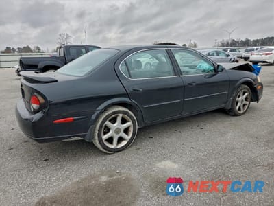 Trzecie zdjęcie samochodu z tyłu: 2000 NISSAN MAXIMA GLE VIN:JN1CA31A6YT028448 - miniatura