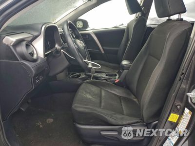 Zdjęcie 7 z 15 samochodu: 2018 TOYOTA RAV4 LE VIN:JTMBFREV4JJ176979 - miniatura