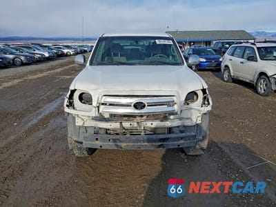 Piąte zdjęcie samochodu w środku: 2005 TOYOTA TUNDRA DOUBLE CAB SR5 VIN:5TBDT441X5S485926 - miniatura