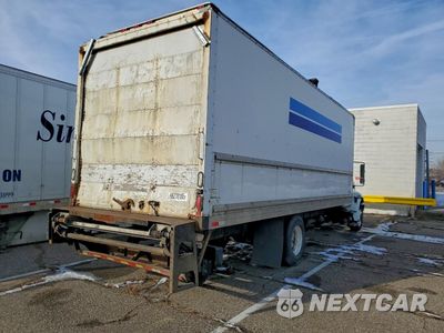 Czwarte zdjęcie samochodu z boku: 2012 INTERNATIONAL 4300 BOX TRUCK VIN:1HTMMAAL8CH456695 - miniatura