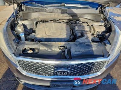Zdjęcie 12 z 14 samochodu: 2017 KIA SORENTO LX VIN:5XYPGDA57HG336259 - miniatura