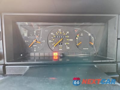 Zdjęcie 9 z 12 samochodu: 1990 VOLVO 240 DL VIN:YV1AA8241L1417927 - miniatura