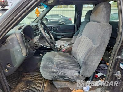 Zdjęcie 7 z 13 samochodu: 2003 GMC SONOMA VIN:1GTCS19X238241481 - miniatura