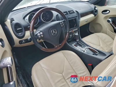 Zdjęcie 8 z 15 samochodu: 2007 MERCEDES-BENZ SLK 280 VIN:WDBWK54F77F166523 - miniatura