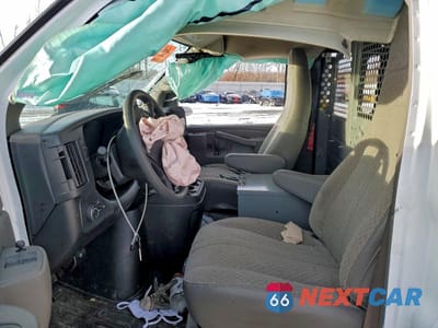 Zdjęcie 11 z 12 samochodu: 2025 CHEVROLET EXPRESS G3500 VIN:1GCZGGF75S1103718 - miniatura