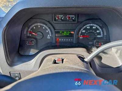 Zdjęcie 8 z 10 samochodu: 2014 FORD ECONOLINE E350 SUPER DUTY CUTAWAY VAN VIN:1FDEE3FL1EDA72850 - miniatura