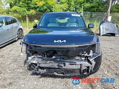 Piąte zdjęcie samochodu w środku: 2024 KIA EV9 GT LINE VIN:KNDAEFS5XR6020316 - miniatura