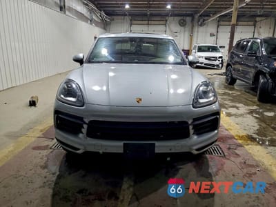 Piąte zdjęcie samochodu w środku: 2023 PORSCHE CAYENNE BASE VIN:WP1AA2AY2PDA05400 - miniatura