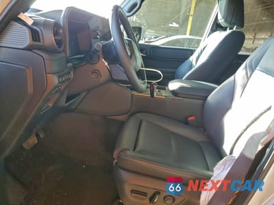 Zdjęcie 7 z 15 samochodu: 2025 TOYOTA LAND CRUISER BASE VIN:JTEABFAJXSK040128 - miniatura