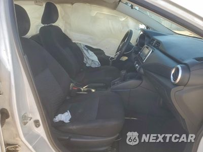Zdjęcie 7 z 12 samochodu: 2021 NISSAN VERSA S VIN:3N1CN8DV5ML859177 - miniatura