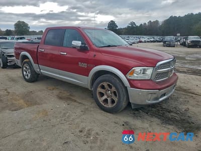 Czwarte zdjęcie samochodu z boku: 2015 RAM 1500 LARAMIE 2WD V6 TDSL CREW CAB 3.0L VIN:1C6RR6NMXFS577912 - miniatura