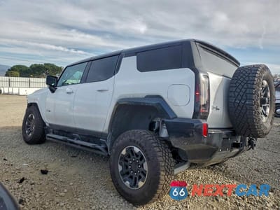 Drugie zdjęcie samochodu z przodu: 2024 GMC HUMMER SUV 3X VIN:1GKB0RDCXRU114261 - miniatura