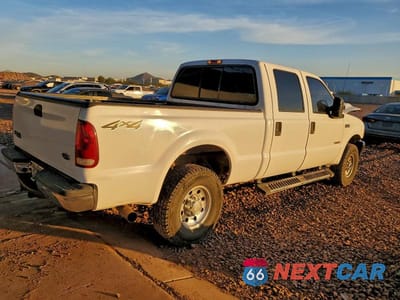 Trzecie zdjęcie samochodu z tyłu: 2004 FORD F250 SUPER DUTY VIN:1FTNW21P04EC73105 - miniatura