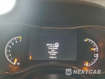 Zdjęcie 9 z 13 samochodu: 2020 JEEP GRAND CHEROKEE LAREDO VIN:1C4RJEAG6LC393163 - miniatura