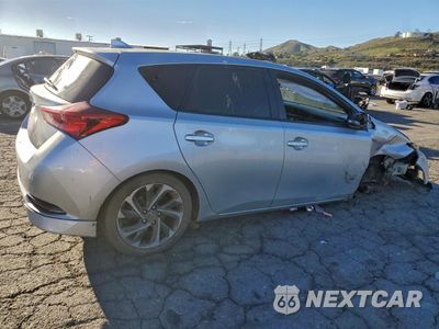 Trzecie zdjęcie samochodu z tyłu: 2018 TOYOTA COROLLA IM VIN:JTNKARJE7JJ562893 - miniatura