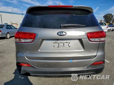 Zdjęcie 6 z 14 samochodu: 2016 KIA SORENTO LX VIN:5XYPG4A31GG062277 - miniatura