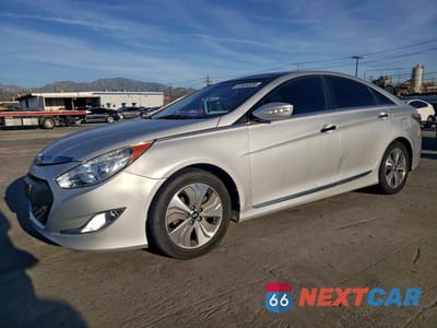 2015 HYUNDAI SONATA HYBRID KMHEC4A47FA126053 - główne zdjęcie licytacji z USA - miniatura
