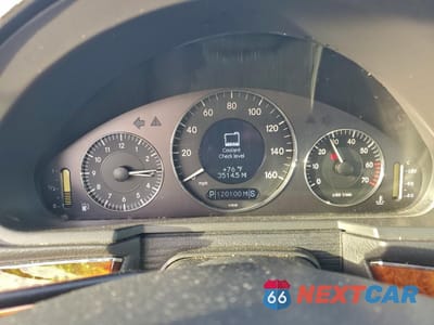 Zdjęcie 9 z 14 samochodu: 2003 MERCEDES-BENZ E 500 VIN:WDBUF70J83A197370 - miniatura