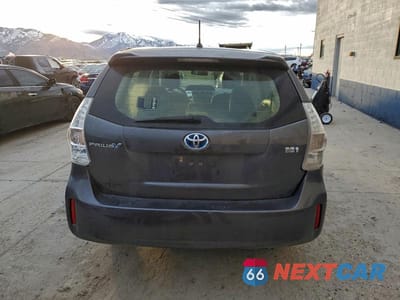 Zdjęcie 6 z 12 samochodu: 2012 TOYOTA PRIUS V VIN:JTDZN3EU0C3092073 - miniatura
