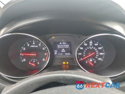 Zdjęcie 9 z 13 samochodu: 2019 KIA SEDONA LX VIN:KNDMB5C15K6535192 - miniatura