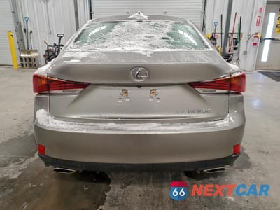Zdjęcie 6 z 13 samochodu: 2018 LEXUS IS 300 VIN:JTHC81D25J5029455 - miniatura