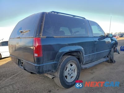 Trzecie zdjęcie samochodu z tyłu: 1998 CHEVROLET TAHOE K1500 VIN:3GNEK18RXWG123972 - miniatura