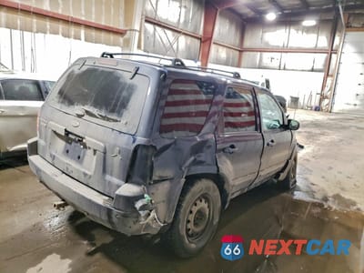 Trzecie zdjęcie samochodu z tyłu: 2004 FORD ESCAPE LIMITED VIN:1FMCU94184KA41877 - miniatura