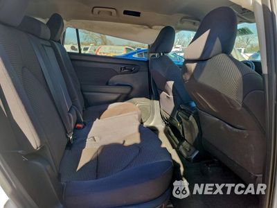 Zdjęcie 11 z 15 samochodu: 2023 TOYOTA HIGHLANDER L VIN:5TDKDRAH0PS047056 - miniatura