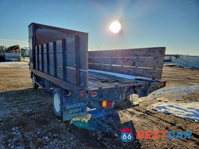 Trzecie zdjęcie samochodu z tyłu: 2014 ISUZU NPR HD VIN:54DC4W1BXES802700 - miniatura