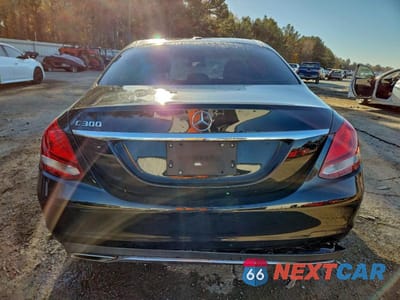 Zdjęcie 6 z 12 samochodu: 2017 MERCEDES-BENZ C 300 VIN:55SWF4JB4HU210886 - miniatura