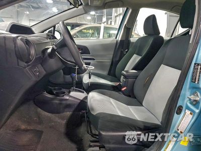 Zdjęcie 7 z 12 samochodu: 2013 TOYOTA PRIUS C TWO VIN:JTDKDTB36D1031548 - miniatura