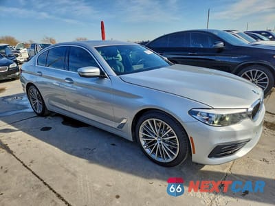 Czwarte zdjęcie samochodu z boku: 2017 BMW 530 I VIN:WBAJA5C37HG897161 - miniatura