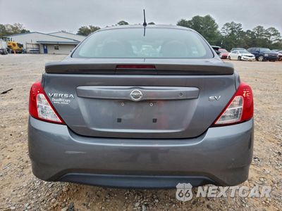 Zdjęcie 6 z 15 samochodu: 2017 NISSAN VERSA S VIN:3N1CN7AP6HL834357 - miniatura