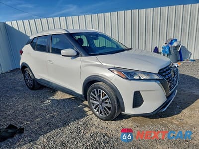 Czwarte zdjęcie samochodu z boku: 2021 NISSAN KICKS SV VIN:3N1CP5CV5ML523300 - miniatura