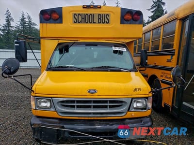 Zdjęcie 9 z 10 samochodu: 2000 FORD E350 SCHOOL BUS VIN:1FDSE35F1YHB36378 - miniatura