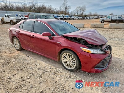 Czwarte zdjęcie samochodu z boku: 2018 TOYOTA CAMRY HYBRID VIN:4T1B21HK9JU509945 - miniatura
