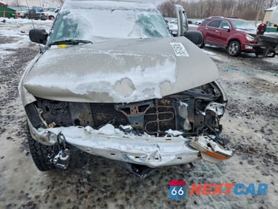 Zdjęcie 11 z 12 samochodu: 2002 CHEVROLET S TRUCK S10 VIN:1GCDT13W82K211548 - miniatura