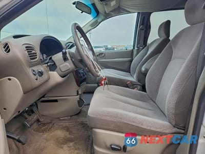Zdjęcie 7 z 13 samochodu: 2003 CHRYSLER TOWN & COUNTRY LX VIN:2C4GP44383R354008 - miniatura