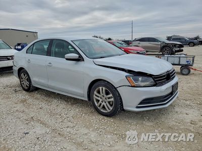 Czwarte zdjęcie samochodu z boku: 2017 VOLKSWAGEN JETTA S VIN:3VW167AJ7HM370239 - miniatura