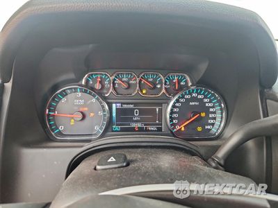 Zdjęcie 9 z 14 samochodu: 2017 CHEVROLET TAHOE C1500 LS VIN:1GNSCAKC0HR366035 - miniatura