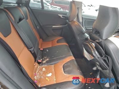 Zdjęcie 10 z 12 samochodu: 2017 VOLVO V60 CROSS COUNTRY PLATINUM VIN:YV440MWMXH1032413 - miniatura